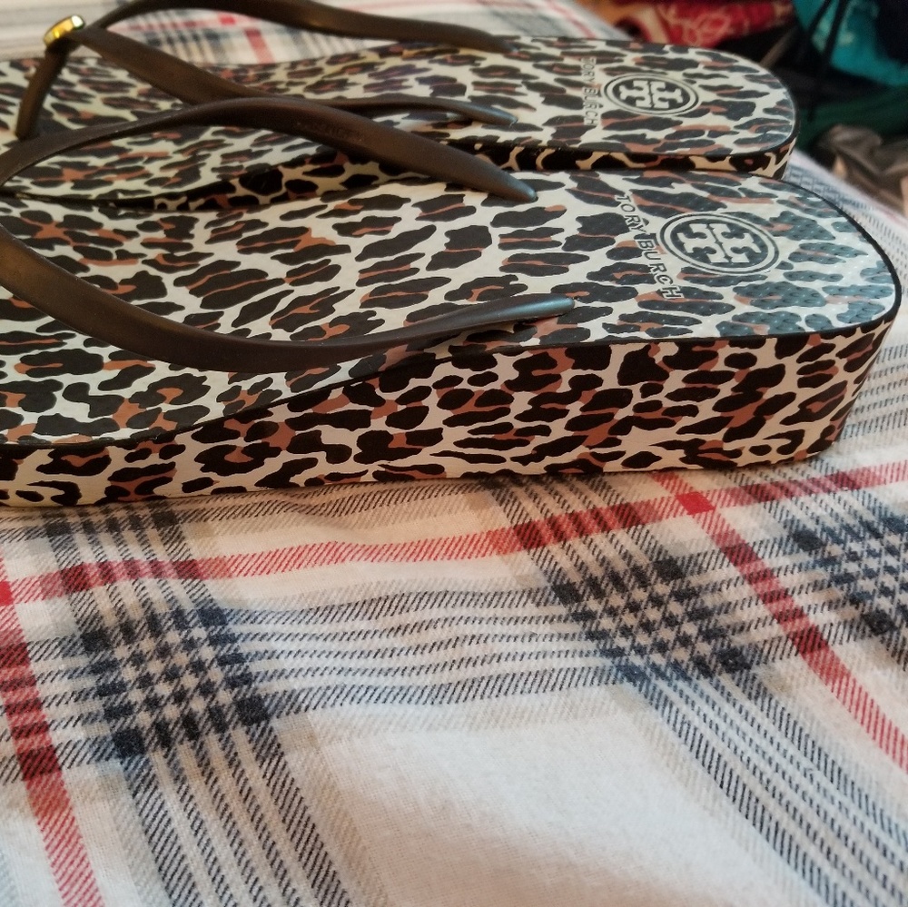Sandals - Picture 2 of 8